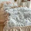 Lençol de cama com babados florais pequenos estilo coreano de alta gramatura, colcha, conjunto de quatro peças de veludo de leite, conjunto de três peças quente 1
