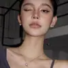 Pendientes de Hueso de Oreja con Forma de Estrella Brillante de Cuatro Puntas, Clavos para el Cartílago con Aguja Antialérgica de Plata, Mini Cristales Pequeños, Pendientes de Diseño Exquisito y de Nicho para Mujeres