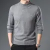 Suéter de tricô grosso com gola redonda outono e inverno yingao para homens, novo suéter de tricô casual pulôver de manga longa cor sólida