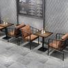 Sofá Cartão Assento Nordic Ferro Confortável Moda Sofá de Dois Lugares Adequado para Vários Locais de Jantar Casual Combinação de Mesa e Cadeira