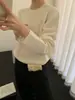 Outono 2026 Novo Suéter de Malha Feminino Top Estilo Coreano Elegante Cor Sólida Lã Pura Gola Redonda Manga Longa para Trabalho Casual Versátil