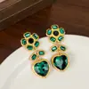 Pingente cravejado de diamantes vintage, brincos geométricos, brincos estilo palácio retrô, design de nicho, luxo leve e de alta qualidade