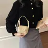 Mini bolsa tiracolo de cor sólida estilo coreano para mulheres, nova coleção de verão 2026, moderna, simples, chique, leve e bolsa tote casual