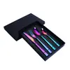 Amazon Cross Talheres Ocidentais de Aço Inoxidável Cor Dourada Revestida de Titânio Faca de Bife Garfo Colher Conjunto de Quatro Peças Conjunto em Caixa de Presente