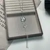 Conjunto de Collar y Aretes de Borla de Disco Plegado Plateado Exagerado, Exquisito Estilo Frío, Lujo Accesible, Joyería de Alta Gama y Elegante