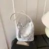 Nova Bolsa Estilo Chinês para Mulheres 2025 Inverno Nova Moda Estilo Nacional Borboleta Bordada Bolsa Saco Simples Doce Bolsa de Ombro