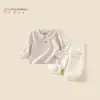 Conjunto de Roupas de Outono para Meninas 2026 Novo Calça Confortável 100% Algodão Infantil Camiseta Estilosa de Manga Longa para Bebê Menina Primavera e Outono