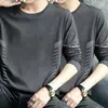 Estação da primavera e do outono, camiseta lisa popular de manga comprida, corte solto, gola redonda, camiseta masculina, top simples e versátil