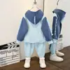 [Conjunto de Duas Peças] Conjunto de Roupas de Primavera e Outono para Meninos 2025 Novo Conjunto de Moletons de Primavera e Outono para Crianças Pequenas e Médias, Legal e Bonito