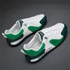Sapatos Masculinos, Novos Sapatos Tipo Touca Estilo Verão, Respiráveis Estilo Coreano Versáteis Tendência Slip-On Cano Baixo Malha Casuais para Corrida