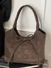 Bolsa de Mão com Laço Moda Retrô Feminina 2025 Nova Bolsa de Mão Fosca de Grande Capacidade Bolsa de Axila de Alto Valor