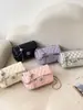 Bolso de cadena acolchado CF estilo Chanel, bolso clásico para el hombro, bolso nuevo para mujer, bolso de hombro versátil y moderno, bolso cruzado de moda