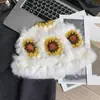 Chapéu de tricô de pelo de coelho para mulheres, fofo e quente para outono e inverno, apresentando um design tradicional de dança do leão chinês, feito à mão e projetado para fazer o rosto parecer menor, com um motivo de cabeça de tigre.