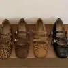 Primeiro Encontro com os Sapatos Mary Jane Estilo Francês com Estampa de Leopardo para Mulheres, com Salto Escondido, Tira Cruzada e Sola Rasa