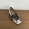 Sapatos Mary Jane Quadrados Aumentadores de Altura Estilo Francês para Mulheres, Lançamento Primavera 2026 Sapatilhas de Bolinhas com Tira Única