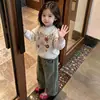 Sudadera Compuesta Estilo Coreano para Niñas con Estampado de Margaritas, Top Floral de Cuello Redondo Súper Elegante y Moderno para Niños en Otoño
