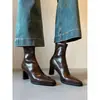Primeiro Encontro Botas Slim de Salto Grosso Retrô Francesas Sazonais para Mulheres 2026 Novo Outono/Inverno Pretas Silenciosas de Salto Alto para o Dia a Dia Botas de Cano Curto