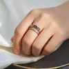 Lujo Ligero y Sensación de Alta Gama, Anillo Doble Capa de Circonita Colorida Full Diamond, Anillo de Diseño Abierto de Doble Círculo en Oro Rosa Estilo Ins
