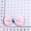 Accesorios para el cabello de moños pequeños y delicados rellenos de tela, pinzas para el cabello con forma de hueso, accesorios DIY para zapatos y calcetines, y otros materiales para manualidades
