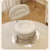 Taburete Pequeño para el Hogar con Ruedas Giratorias, Taburete Bajo con Ruedas, Taburete Redondo Pequeño Móvil con Cojín Suave para Adultos, Adecuado para la Entrada