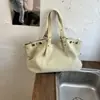 Bolso de Mano Tipo Tote Nicho Retro Gran Capacidad Casual para el Viaje Diario para Mujeres Nuevo Elegante Versátil Bolso de Hombro