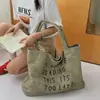 Bolsa de Grande Capacidade para Mulheres 2026 Nova Tendência Casual Moda Retrô Camuflada Bolsa de Ombro Bolsa Tote para Trabalho e Deslocamento