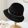 Sombreros para Mujer 2026 Nuevos Sombreros de Paja de Alta Calidad Sombreros de Sol para Mujer Protección Solar Versátil Diseño Hueco Transpirable Hace que la Cara Parezca Más Pequeña