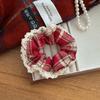Ambiente Femenino Retro Francés Industria Pesada Bordado Encaje Blanco Crudo Anillo para el Cabello Anillo de Intestino Encaje de Flor Recortada Cuerda para el Cabello