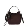Bolsa de camurça estilo balde com design de nicho coreano para mulheres, nova coleção outono/inverno 2026, bolsa de ombro/transversal de alta qualidade