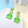 Pendientes nuevos de verano 2023, con costuras geométricas personalizadas verdes, de cerámica suave, a la moda, para mujer, pendientes explosivos al por mayor