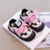 Zapatos Deportivos para Niñas Lindos Dibujos Animados Zapatos Casuales 2025 Primavera y Otoño Nuevos Zapatos Suaves Antideslizantes para Niñas Pequeñas Bebés