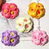 Parches de Resina de Tres Flores de Colores para Manualidades Pegamento de Crema Funda de Teléfono Goma para el Cabello Pasador Decoración Hecha a Mano Venta al por Mayor
