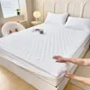 Protector de colchón impermeable para comercio exterior, acolchado transfronterizo a prueba de orina antideslizante de cobertura total, pieza única al por mayor