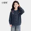 Fábrica de Ropa Infantil Xiaofit 2026 Cárdigan de Punto Otoñal para Niñas, Ropa Exterior para Niños Mayores, Suéter Casual para Niños