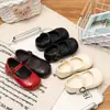Zapatos de princesa, zapatos de piel para niñas, rojos, adecuados para primavera y otoño, estilo Mary Jane, zapatos para niños, elegantes y cómodos con suelas suaves