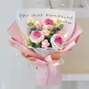 Buquê de Lã Tricotado à Mão Cruzado com Rosa Tecida Aniversário Melhor Amigo Formatura Dia das Mães Dia dos Professores