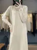 Vestido Largo Bordado Vintage 2026 Otoño e Invierno Nuevo Estilo 100% Lana Cuello en V Adelgazante y Favorecedor para la Figura Vestido Largo de Punto para Mujer