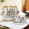 Cerâmica Bone China com filete dourado, resistente a altas temperaturas, criativa, jogo de chá para chá da tarde em estilo europeu com colher e suporte, conjunto de 6 peças