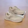2026 Otoño Zapatos Blancos de Entrenamiento Alemán Nuevo Estilo Versión Coreana INS Estudiante Femenina Aumento de Altura Zapatos de Plataforma Deportivos Zapatos Casuales GT6705