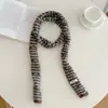 Cachecol listrado fino texturizado estilo coreano para outono e inverno, cachecol de tricô fino longo macio e aconchegante, aquecedor de pescoço versátil e quente