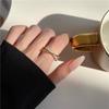 Anillo de dedo índice con diseño de nicho de lujo ligero y exquisito de estilo frío de alto sentido, anillo abierto de moda para mujer