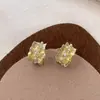 Pendientes Minimalistas Únicos y Sofisticados para Mujer, Pequeños y Lujosos, Sencillos y Modernos, Versátiles, Tachuelas Irregulares de Perla