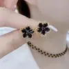 Brincos de Flor Modernos, Simples, de Luxo Leve, de Alta Qualidade, Brincos de Design Único de Nicho, Brincos para Mulheres
