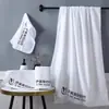 Nuevas toallas y toallas de baño de algodón puro blanco 2026, diseñadas específicamente para hoteles de cinco estrellas y casas de huéspedes
