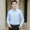 Camisa de manga larga para hombre de estilo coreano juvenil para estudiante, corte slim, color sólido, que no necesita planchado, ropa formal de negocios, camisa de peto de color sólido al por mayor