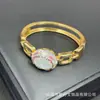 Novo Cristal Mineral Cru Natural Dente Inlaid Pérola de Água Doce Conjunto Personalizado Nicho Joias de Concha Totalmente Diamantadas Atacado