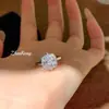 Colar com Pingente de Cubo de Açúcar de Corte Radiante de Alta Qualidade, Brincos Deslumbrantes com Corte em Ninho de Pássaro, Anel de Diamante Branco Corte Cushion para Mulheres