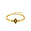 Artículo popular en Xiaohongshu: Pulsera de trébol de cuatro hojas con múltiples flores en color oro arena, estilo vintage de lujo ligero con un toque de alta gama, mismo estilo que el collar de flores de Zhao Lusi