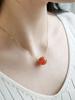 Collar de ágata roja del sur natural para el mal de amor, colgante de oro de 18 quilates, colgante de jade luantong simple, nuevo colgante femenino