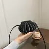 Bolso de Concha Tendencia de Moda Primavera/Verano 2026 Popular Simple Casual Elegante Diseño de Color Sólido Bolso de Hombro Cruzado para Mujer